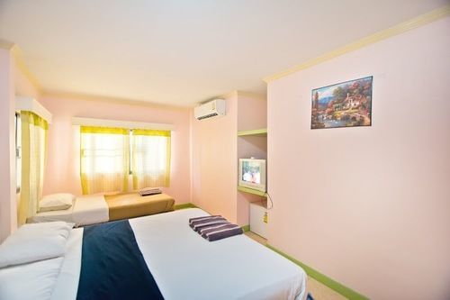 G.I Lodge Jomtien Beach Exteriör bild