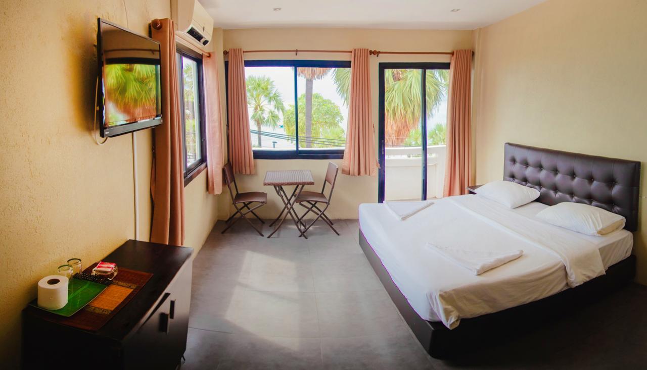 G.I Lodge Jomtien Beach Exteriör bild