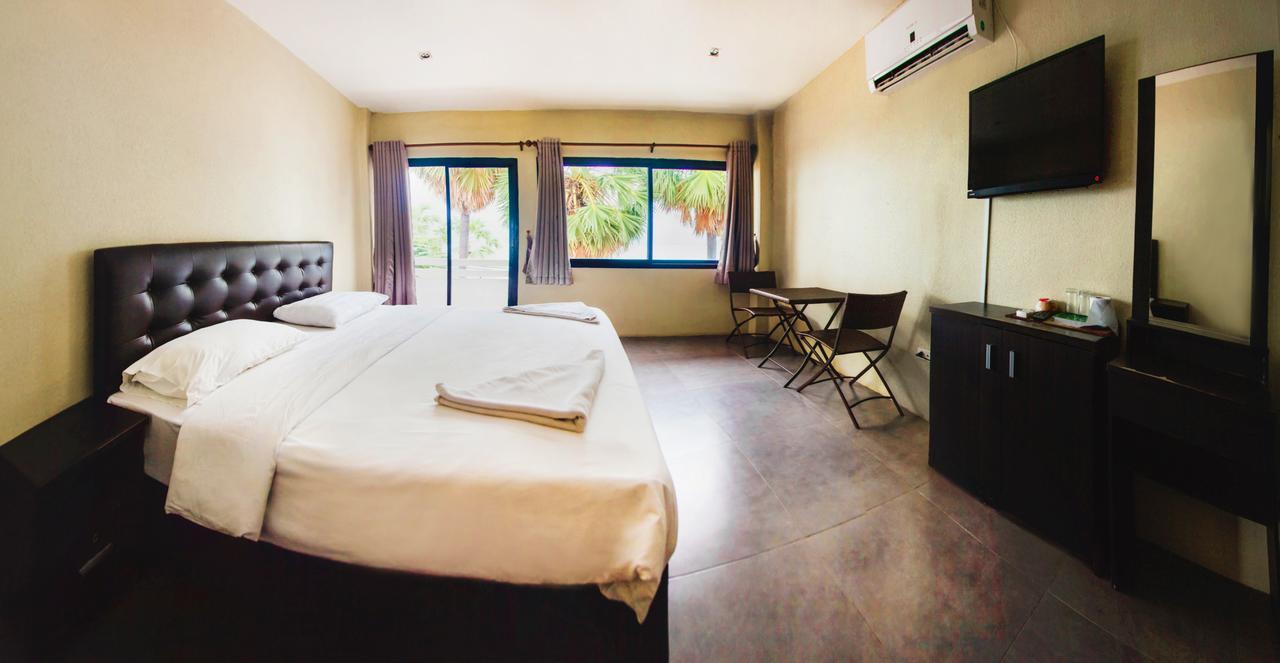 G.I Lodge Jomtien Beach Exteriör bild