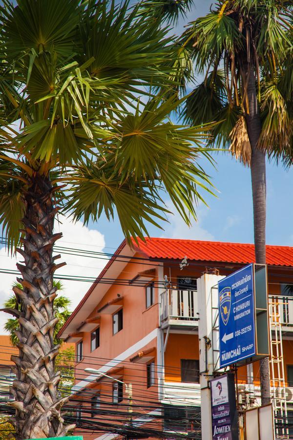 G.I Lodge Jomtien Beach Exteriör bild