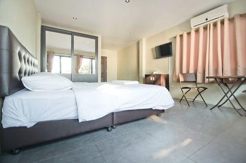 G.I Lodge Jomtien Beach Exteriör bild