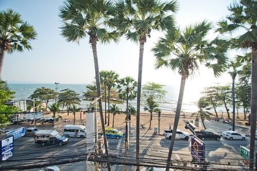 G.I Lodge Jomtien Beach Exteriör bild